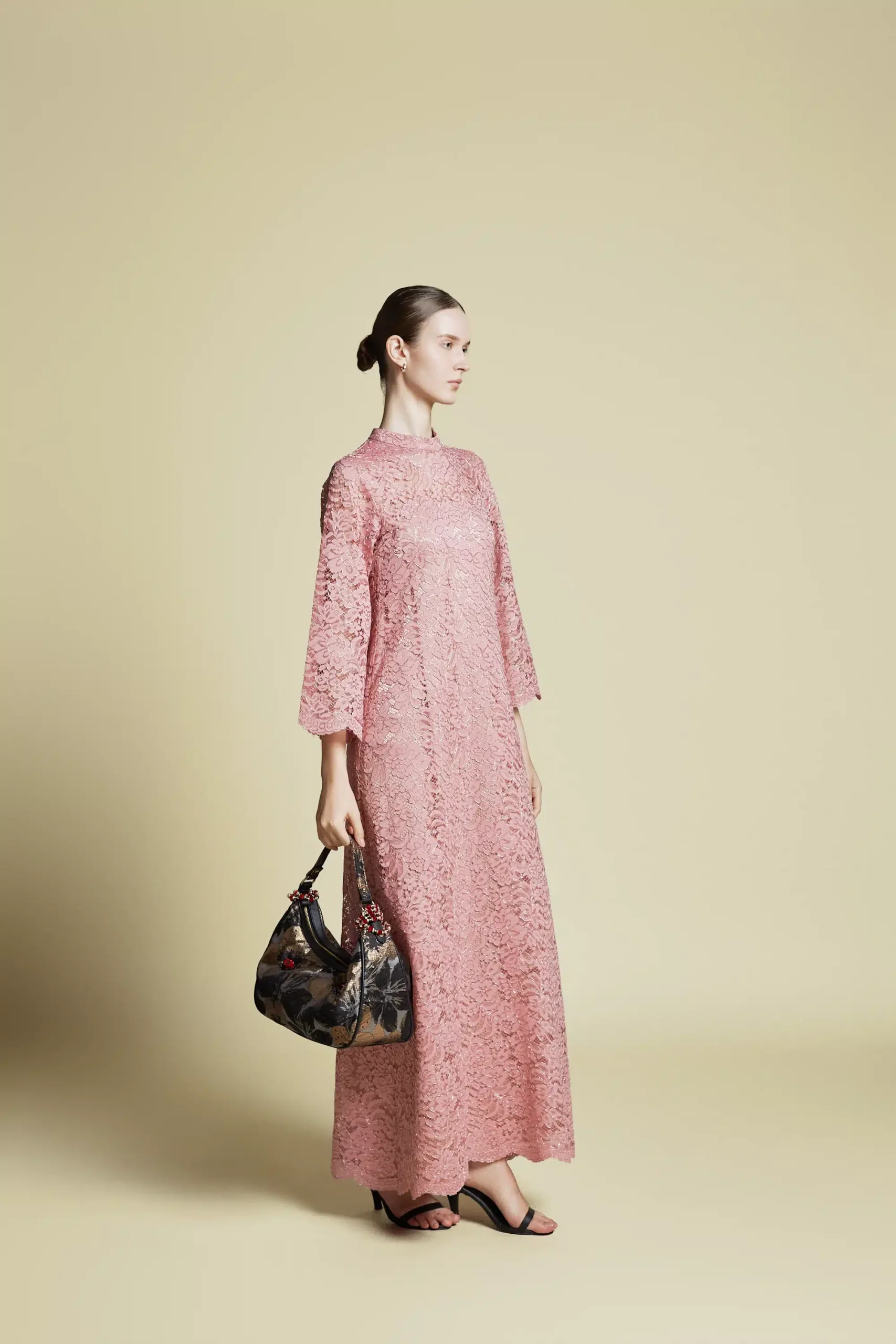 LACÉLLE - Semi-Sheer Chemical Lace Straight Kaftan Soft Pink | Signature Collection - Image 2