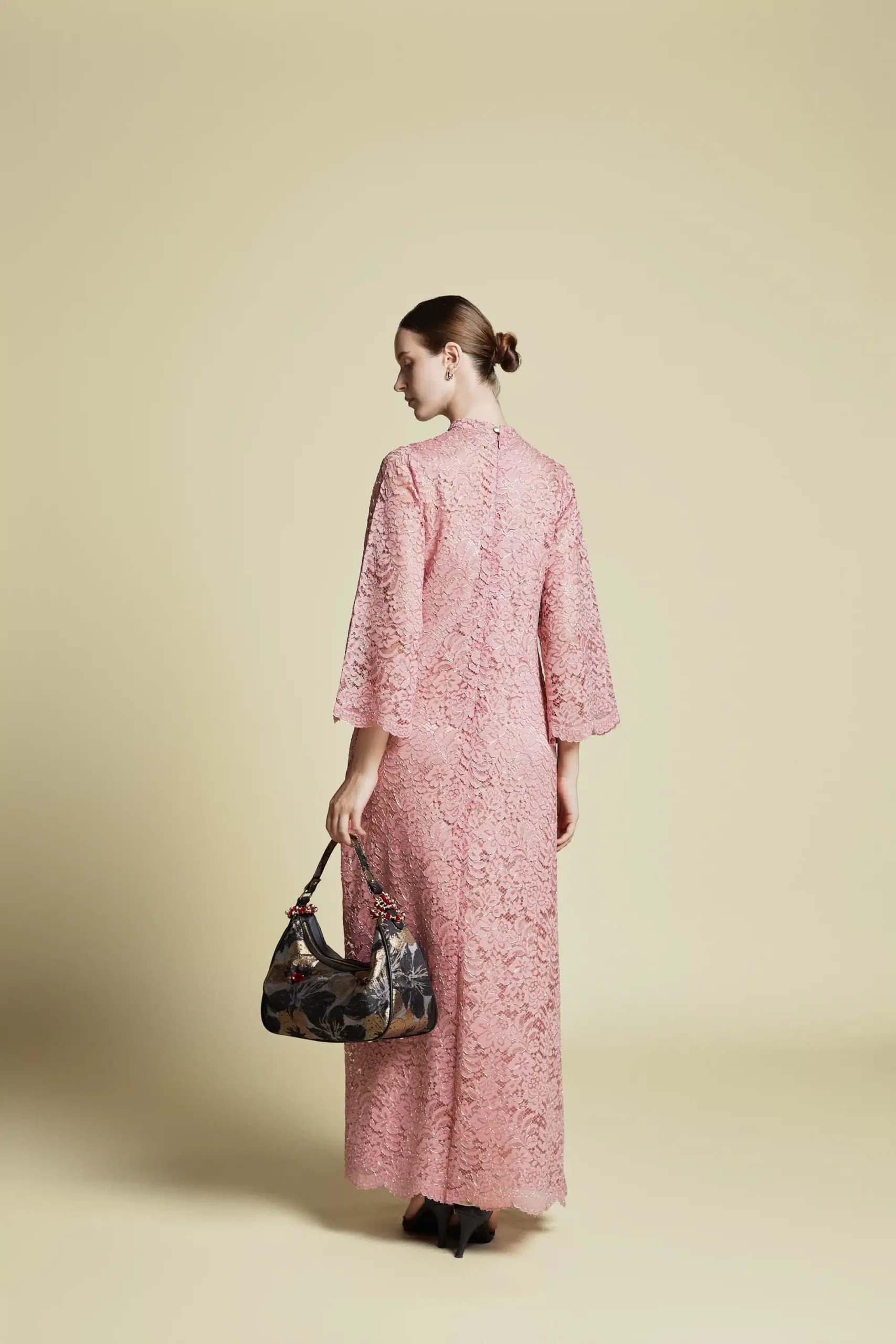 LACÉLLE - Semi-Sheer Chemical Lace Straight Kaftan Soft Pink | Signature Collection - Image 3