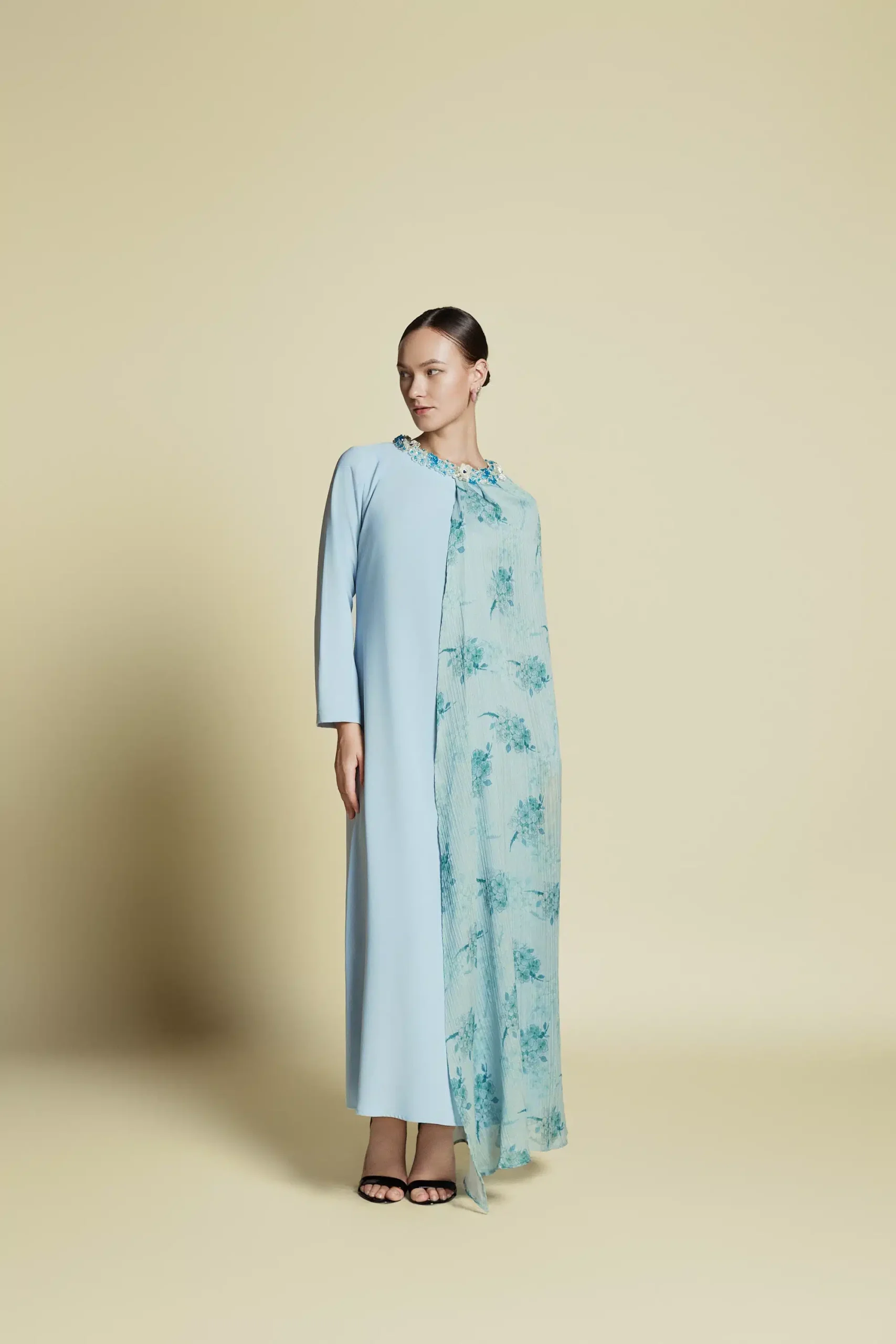 VERDÉLIA - Asymmetrical Silk Side-Cape Kaftan Pastel Green | Signature Collection - Image 4